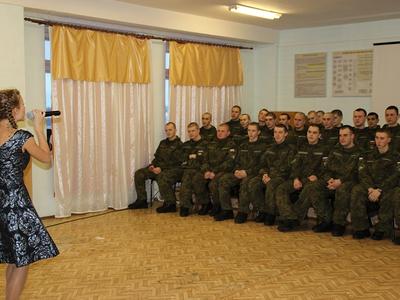 Воинов поздравили с Днем защитника Отечества  и Годом Заполярного района