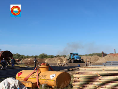 Строители из Коми взялись построить здание фермы в Лабожском